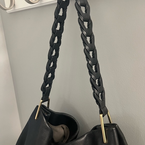 Vince Camuto soft supple leather shoulder bag - Picture 2 of 4